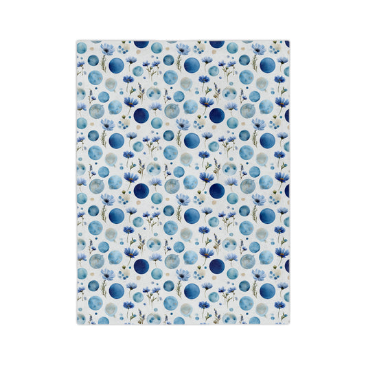 Blue Circle Flowers - Velveteen Microfiber Blanket